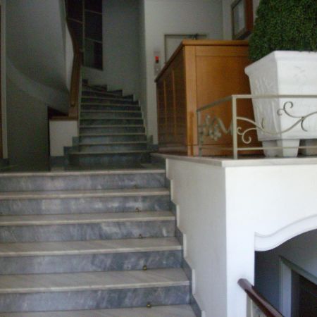 Lilly'S Appartments Атина Екстериор снимка