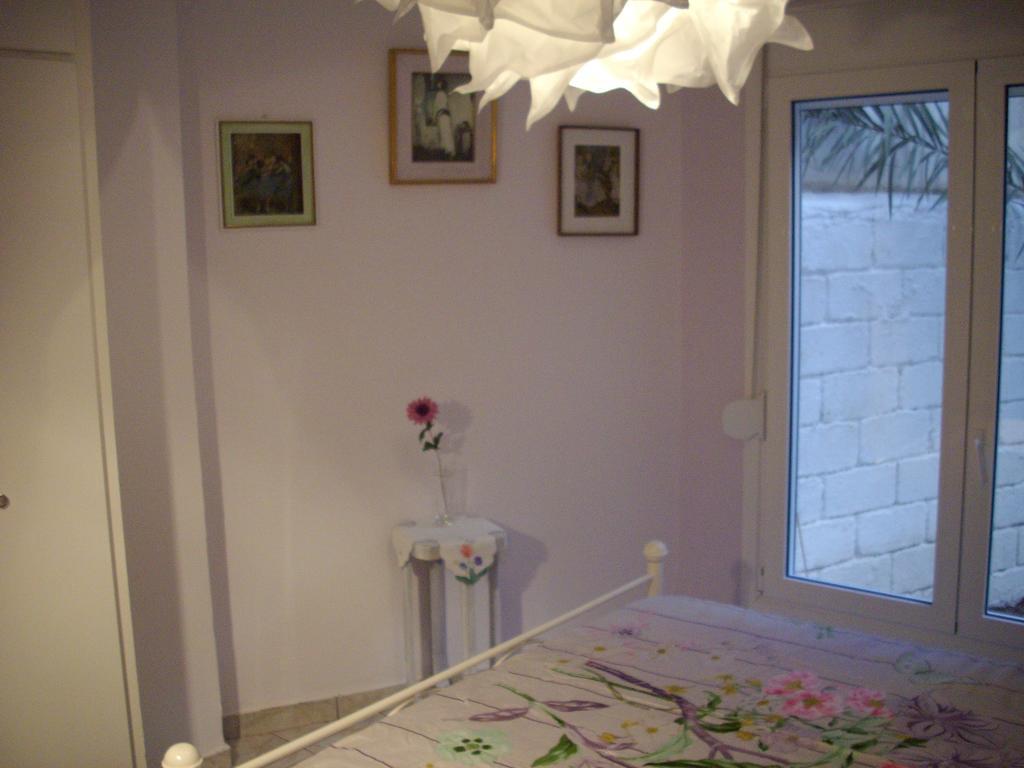 Lilly'S Appartments Атина Стая снимка